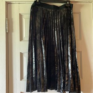 Black Midi Vera Wang Skirt